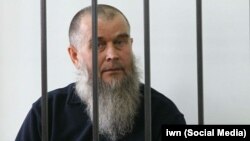 Равил Әхмәтов