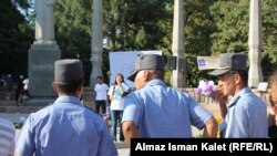 Милиция чет элдик жарандардын мыйзамсыз иштерин калкалайт деген дооматтар айтылып келет.