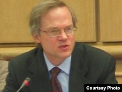 مارک فیتزپاتریک تحلیلگر موسسه بین المللی اطلاعات استراتژیک در لندن