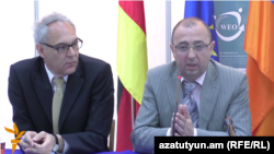 Armenia -- Armenian and German officials speak at a business forum on Syrian Armenian businesses in Yerevan, 20May2016