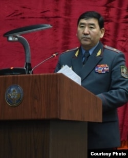 Суйун Омурзаков.