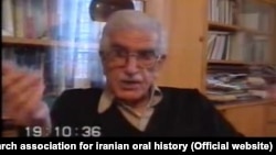 ابوالحسن ضیاظریفی، دبیر سازمان دانشجویان ایران که از سازمانهای وابسته به حزب توده در جنبش دانشجویی بود، در مصاحبه با انجمن مطالعات تاریخ شفاهی ایران، می‌گوید که حزب توده، شدیدا با طرح شعار ملی کردن نفت در سراسر ایران مخالف بود