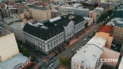 Співробітники СБУ неодноразово ставали фігурантами журналістських розслідувань, і при цьому дані про їхні статки роками були засекречені