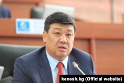 Бакыт Торобаев.