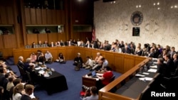 АКШ Сенатынын тышкы байланыштар комитети Сирия боюнча угуу өткөрдү, 3-сентябрь 2013-жыл