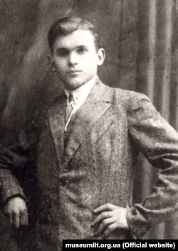 Улас Самчук. Світлина 1928 року