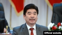 Алтынбек Максүтов.