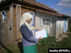 Вакытлыча мәчет ихатасында