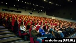 У адным зь менскіх кінатэатраў, архіўнае фота