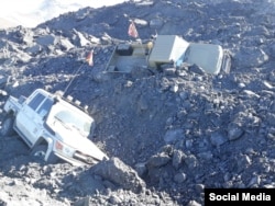 Фото, сделанное после оползня отвалов пустой породы.