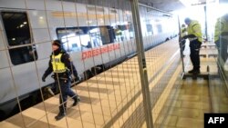 На одному з вокзалів у місті Мальме на півдні Швеції, що через протоку Ересунн від Данії, відокремлюють парканом міжнародну частину, 4 січня 2016 року