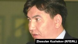 Министр образования и науки Аслан Саринжипов.