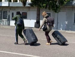 Українці їдуть на роботу в Польщу