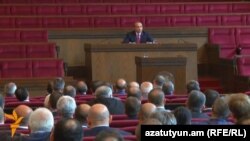 Armenia - Prime Minister Hovik Abrahamian meets with business leaders, Yerevan,14May,2014