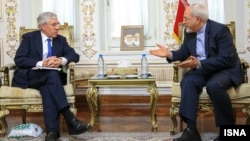 دیدار محمدجواد ظریف و جک استراو در تهران- ۱۷ دی‌ماه