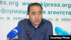 Политолог Турат Акимов.