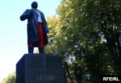 Серпень 2015 року