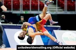 Жоламан Шаршенбеков грек-рим күрөшү боюнча дүйнө чемпионатынын чейрек финалында.