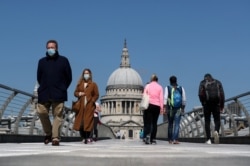 Обмежувальні заходи наразі діють далі, Лондон, 25 квітня 2020 року