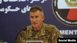 Жон Николсон.