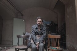 «نامو» (بیگانه) اولین ساخته نادر ساعی پور در بخش فروم نمایش خواهد داشت