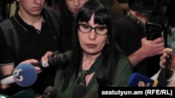 Նաիրա Զոհրաբյան, արխիվ