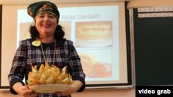 Гүзәлия Муллачанова "Ел укытучысы" бәйгесендә