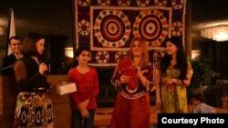 Тӯҳфаҳои наврӯзӣ