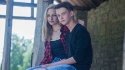 Денис и Катя. Фото из группы памяти