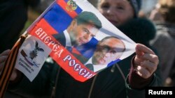 На улицах Севастополя в день референдума.