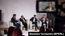 Taras Topolâ “Ukraina cemiyeti ve Qırım - kelecekke baqış” muzakeresi devamında