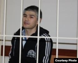 Yarim yil qamoqda o‘tirgan Bahodirning sochlari oqarib ketgan