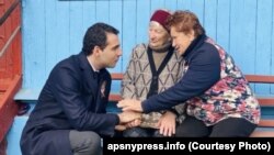 Инал Ардзинба поздравил ветерана Марию Ломакину