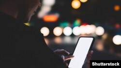 Подконтрольное РФ правительство Крыма официально сообщило о веерных отключениях мобильного интернета от нескольких часов до нескольких дней якобы из-за атак дронов