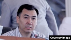 Равшан Жээнбеков