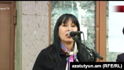 Նաիրա Զոհրաբյան