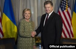 Президент Порошенко на зустрічі із кандидатом в президенти США Гіларі Клінтон. Нью-Йорк, 19 вересня 2016 року
