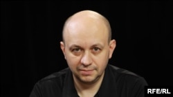 Главред "Медиазоны" Сергей Смирнов