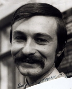 Поет Дмитро Кремінь у перші роки на Миколаївщині