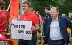 Сергей Андруневич (слева)