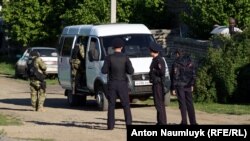 Российские силовики в Строгоновке Симферопольского района, 11 мая 2017 года