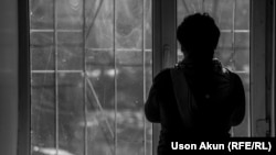 Стресс, жалгыздык, жумушсуздук - жан кыюуга түрткөн себептер.