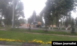 Суратни Озодликка юборган бўкаликнинг ёзишича, суратда Президентни кутиб олишга тайёргарлик ишлари акс этган.