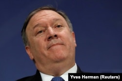 پومپئو: درحالی که ما از توافق با ایران خارج می شویم، با هم‌پیمانان خود همکاری خواهیم کرد تا راه‌حلی واقعی، جامع و درازمدت برای تهدیدهای ایران پیدا کنیم