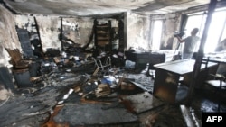 Күрттөрдүн таламын талашкан Элдик -демократиялык партиянын өрттөлгөн кеңсеси. Анкара, 9-сентябрь, 2015-жыл.