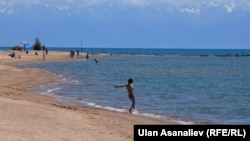 Озеро Иссык-Куль.