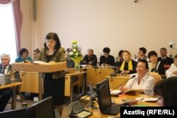 Гүзәлия Муллачанова чыгыш ясый