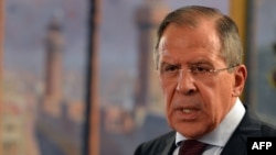 Пакистан - Міністр закордонних справ Росії Сергій Лавров виступає на прес-конференції в Ісламабаді, 4 жовтня 2012 року