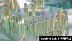 Патроны для автоматического оружия на оружейной выставке в Белграде