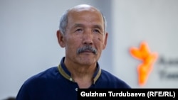 Ишенбай Кадырбеков.